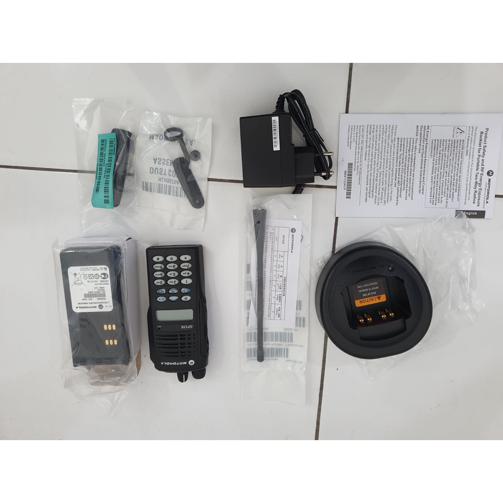 HT Motorola GP 338 UHF 403 470 Mhz M, Radio Komunikasi Handy Talky MOTO GP338 baru, Garansi 1 tahun servis