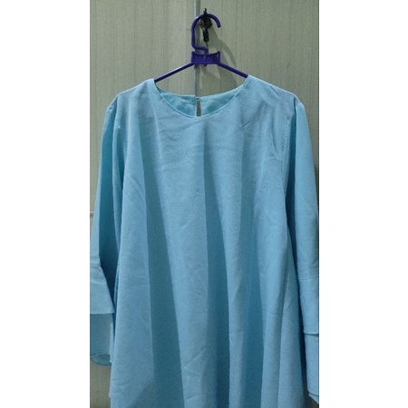 Blouse Biru Muda