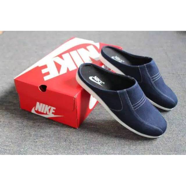 Leedoo Sepatu Casual Pria Slip On Shoes Kasual Santai MC102