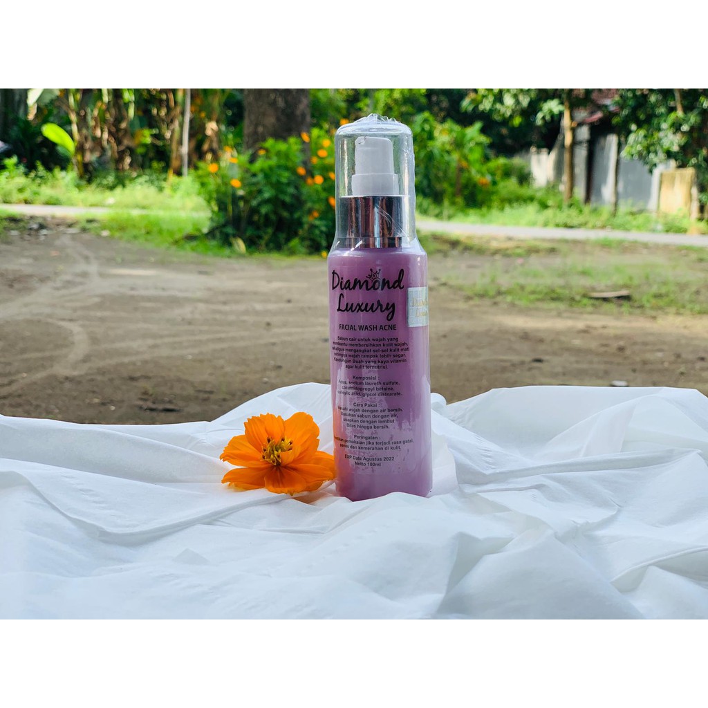 Facial Wash Diamond Acne Luxury 100ml [COD][PERAWATAN WAJAH][SABUN WAJAH]