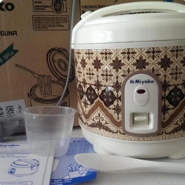 Rice Cooker Magic Com Miyako PSG607 PSG-607 Mini Multi Serbaguna