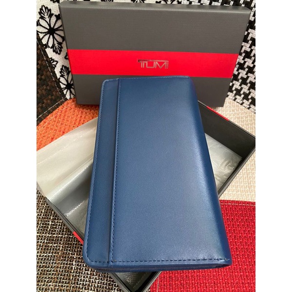 tumi long wallet muat pro max