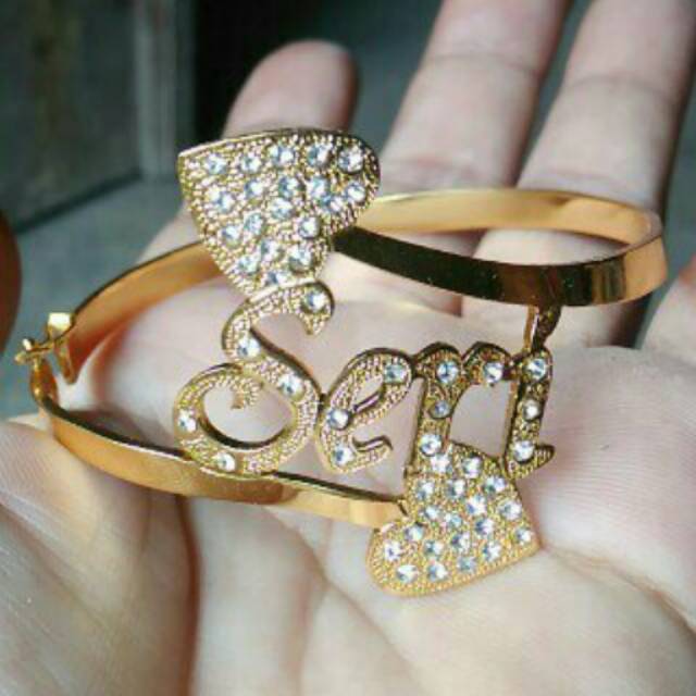 Gelang ukir nama lapis emas berpermata