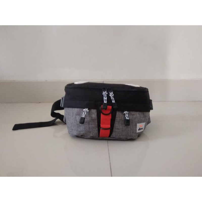 Original - Tas Salempang Pria Slingbag Waistbag Distro Terbaru Termurah COD Promo Diskon