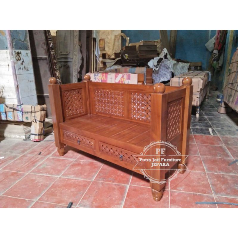 Kursi tamu bangku bale bale hias simpel pendek kayu jati Jepara