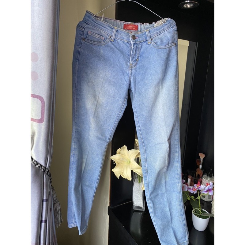 preloved/ thrift celana jeans Novel Mice
