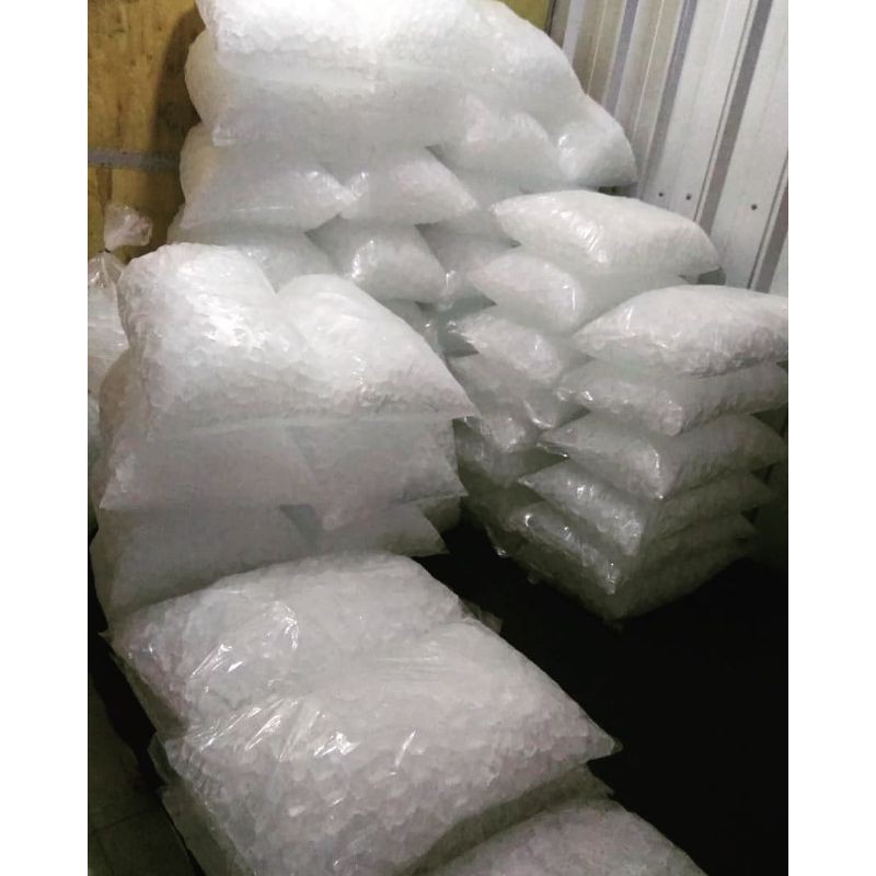 

ES KRISTAL PREMIUM KOTAK (CUBE) GALAXY BEKASI