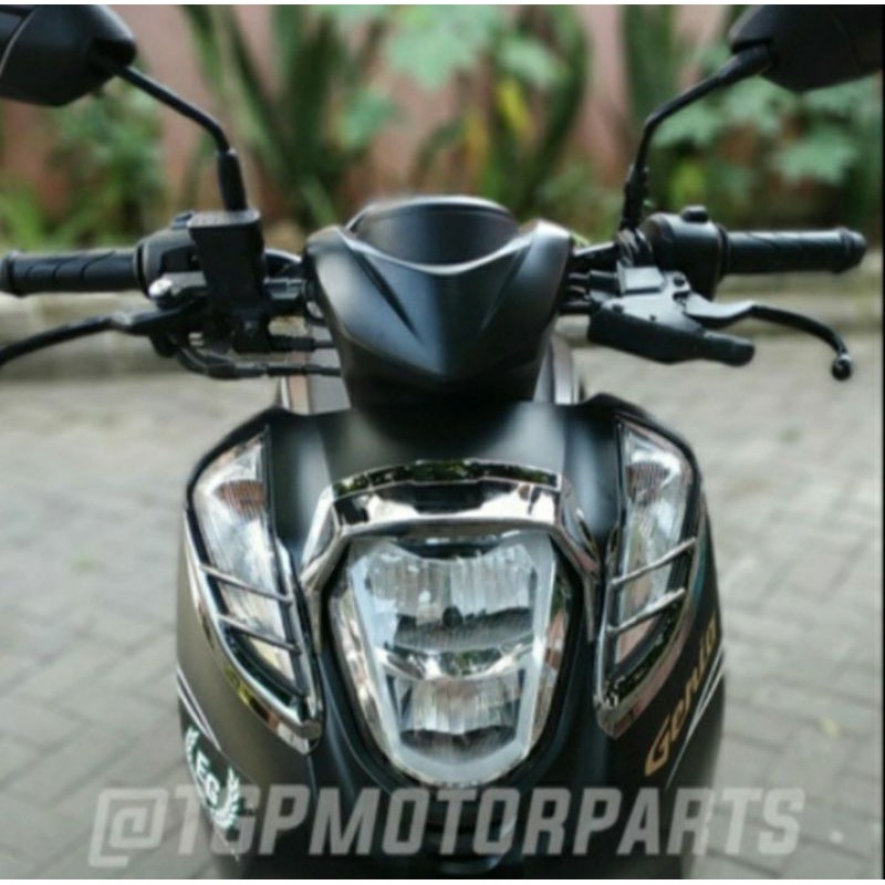 Cover lis garnish lampu depan Honda Genio TGP