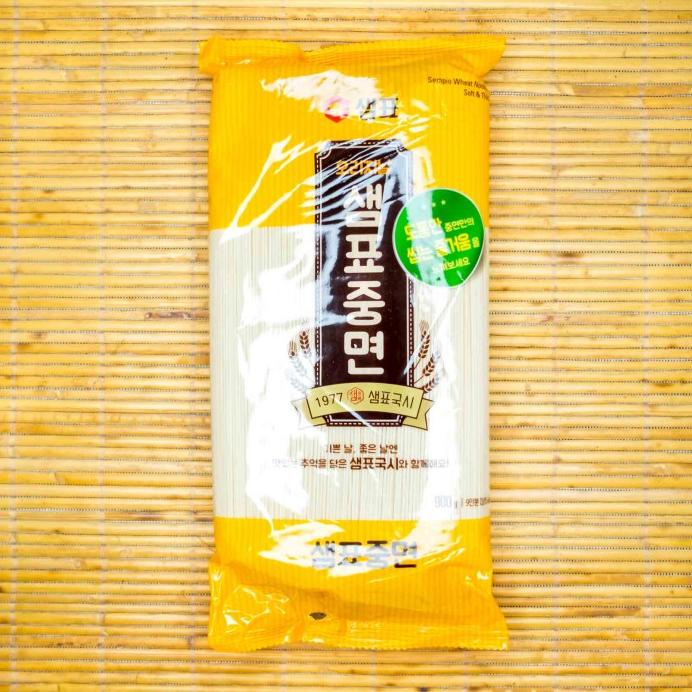 

Jungmyun Wheat Noodle Soft & Thick SEMPIO - net 900g