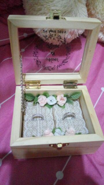 Kotak Cincin Kawin Kayu Akrilik (bantalan Burlap) / Wooden Acrylic Wedding Ring Box