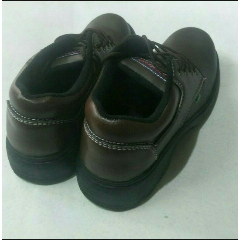 Sepatu Safety shoes casual Sepatu pendek Sepatu Kerja