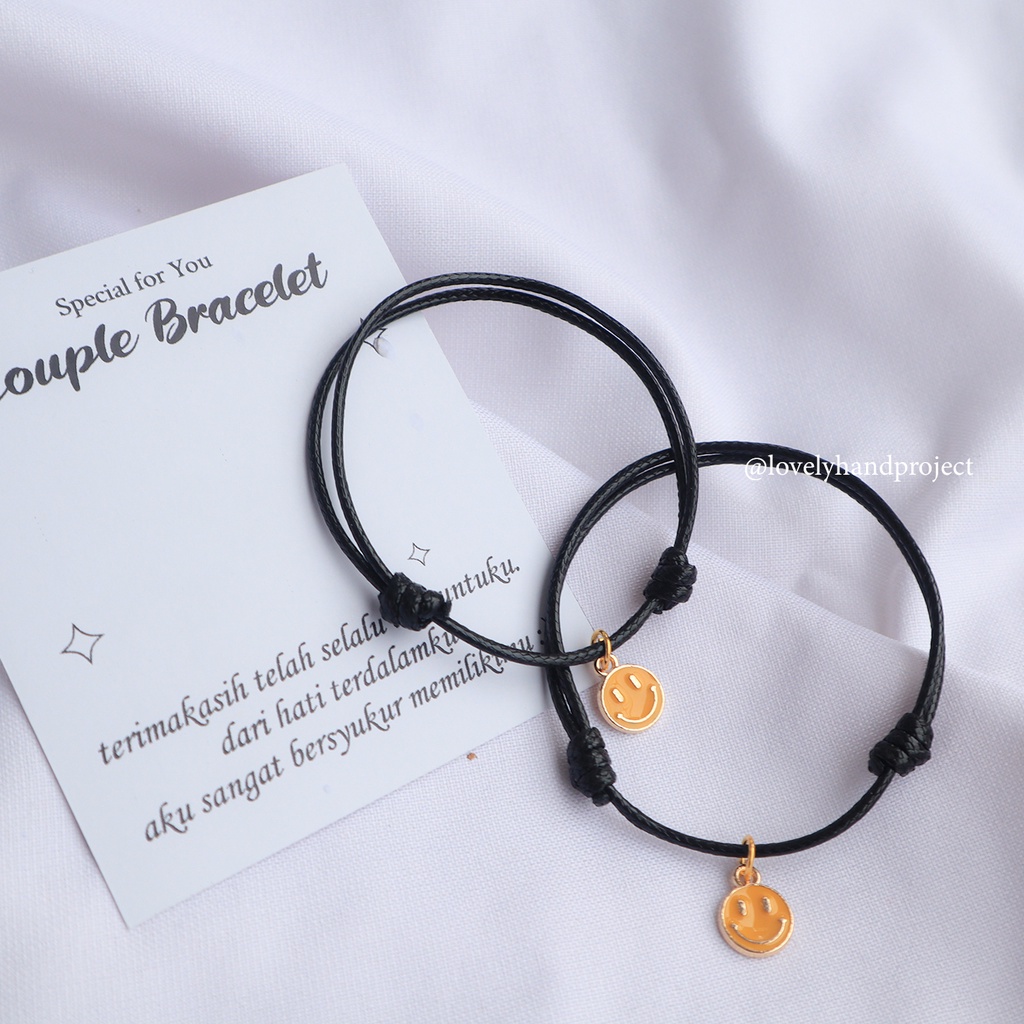 Gelang Couple Bestie Smile Emoji Kuning Charm Lucu Unik Gratis Kartu Ucapan Tali Korea 1,5 mm Waterproof Satin 2mm Lembut Chram Lucu Emoticon Senyum Korean Style Manik Cute Lovelyhandproject