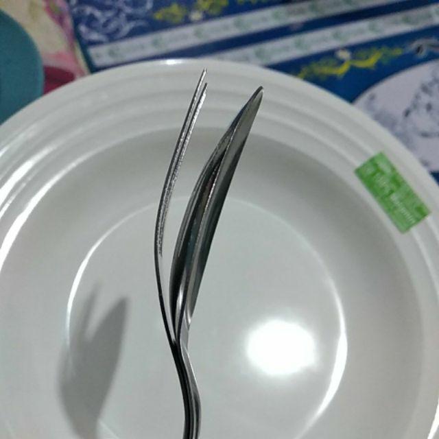 Sendok Makan Stainles Steel 0.8mm Set 12 Pcs Cutlery  - Golden Fliying Fish Sm01008