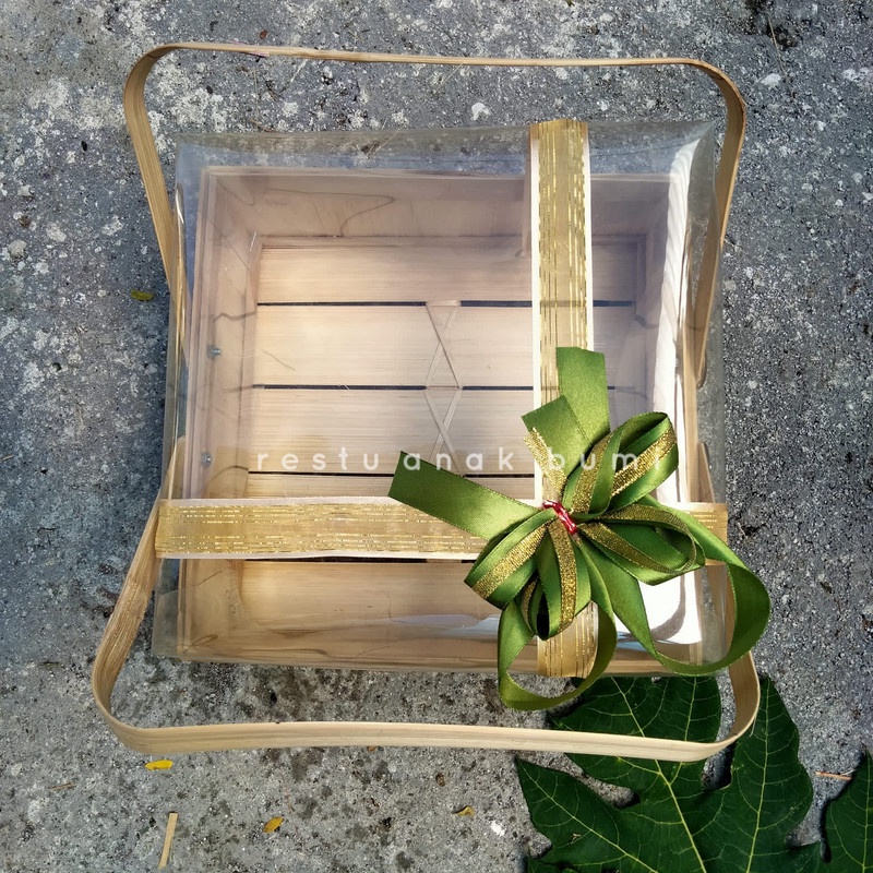 

Promo kemasan hantaran Keranjang Bambu Parcel 25x25/hantaran/nikahan/seserahan/hampers/bingkisan/wedding/hadiah/giftbox/keranjang/wadah makanan/gift/sembako/roti/cake/nasi/catering/nasi box/food/lamaran/tradisi/craft