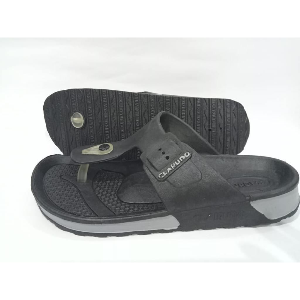 (COD) Sandal Jepit Full Hitam Santai Karet Pria Clarudo 1132