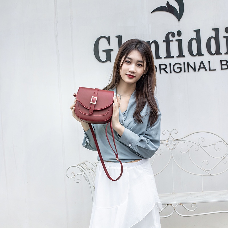 Tas Wanita Tas Selempang Tas Pelana Murah Tas Fashion Simple Korean Style Tas Modern Tas Kasual Jalan Jalan