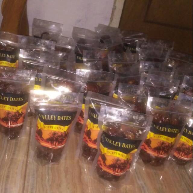 

Kurma Mesir enak manis legit