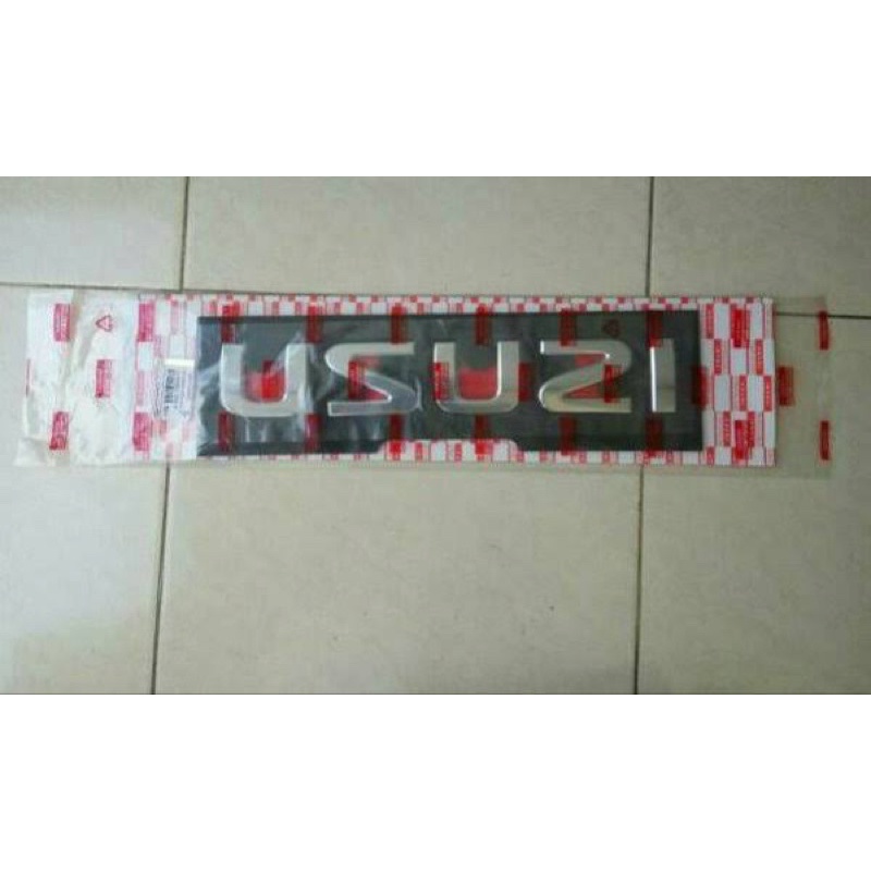 Emblem isuzu elf