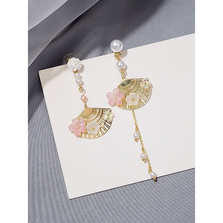 Anting Tusuk Asimetris Bahan Sterling Silver 925 Gaya Korea Untuk Wanita