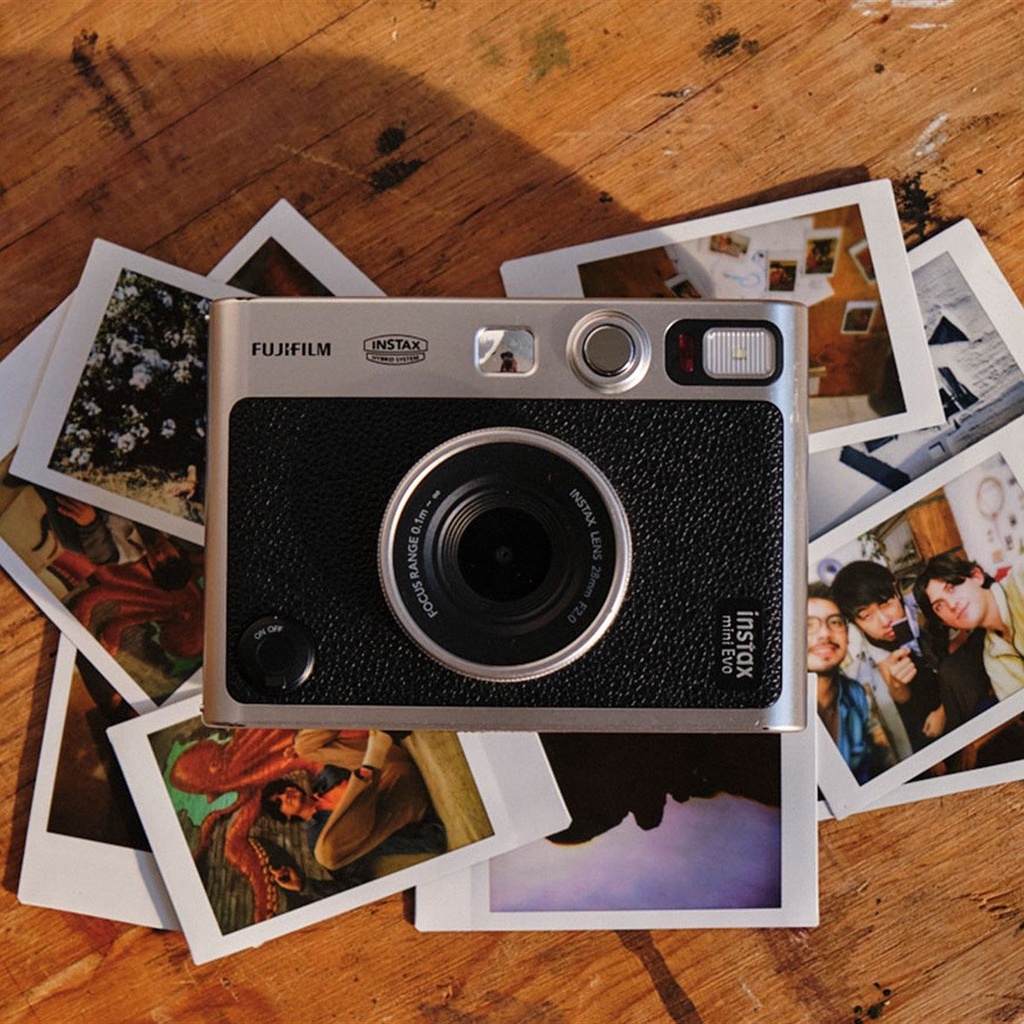 Fujifilm Instax MINI EVO Hybrid Instant Camera and Printer Smartphone-5