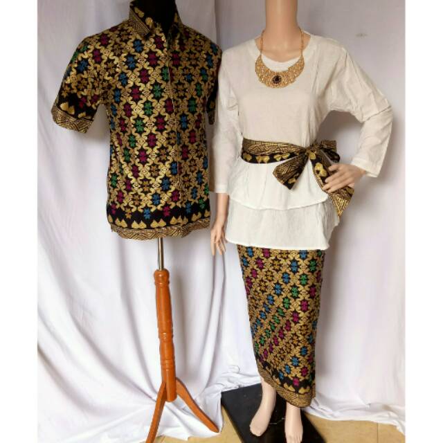 Couple batik peplum