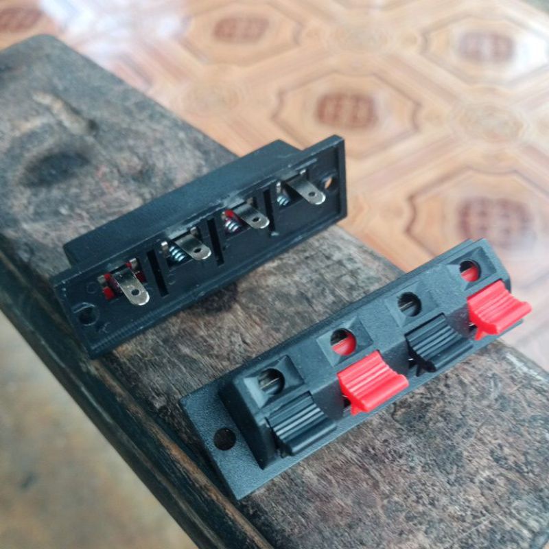soket jepit speaker 4 pin