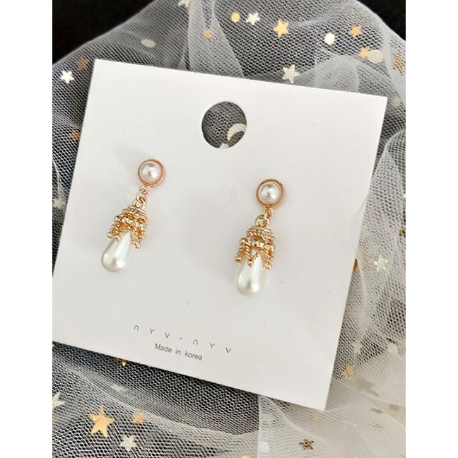 LRC Anting Tusuk Fashion Gold Pearl Drop Hollow Lace Stud Earrings F46864