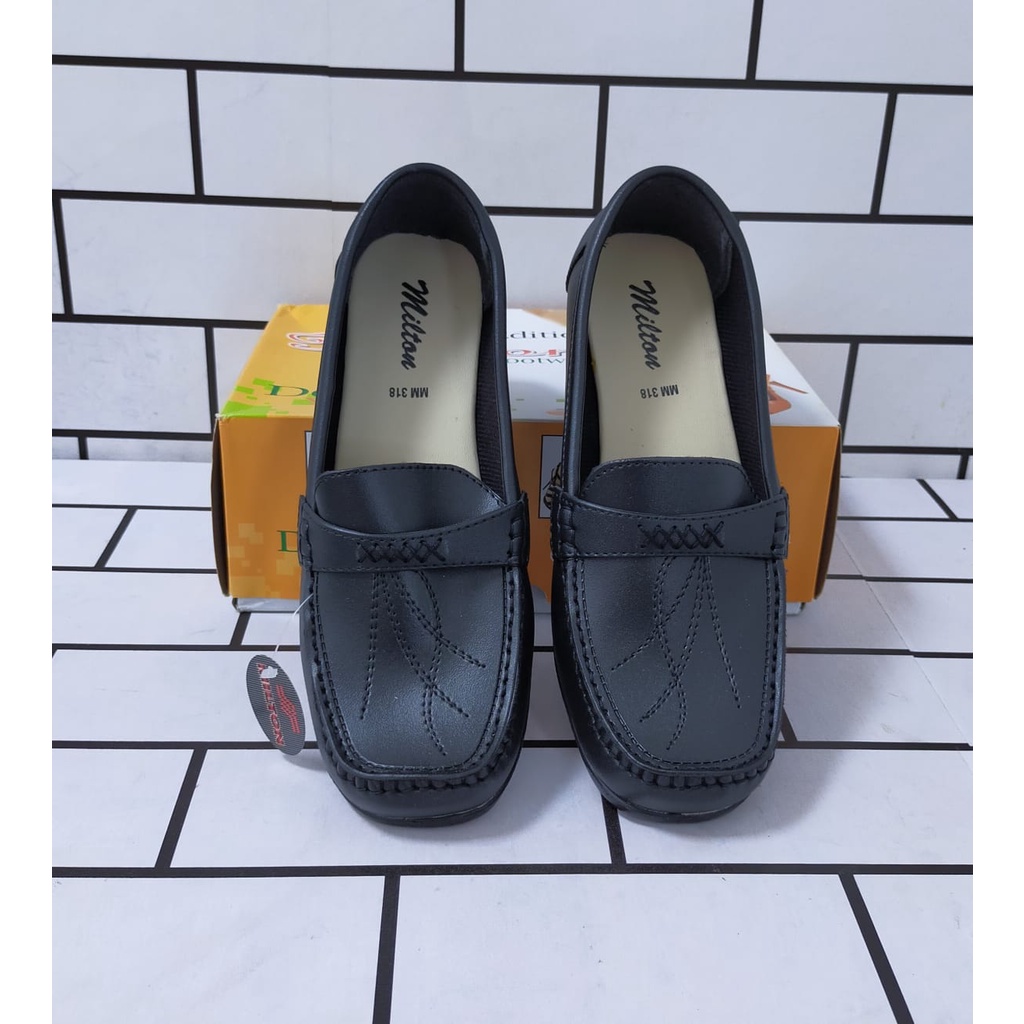 SEPATU PANTOPEL MILTON WANITA/SEPATU PANTOPEL MM MILTON WANITA