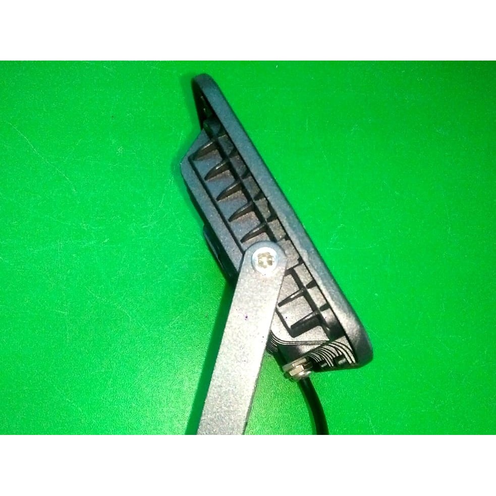 Lampu Sorot LED 30 Watt Tipis