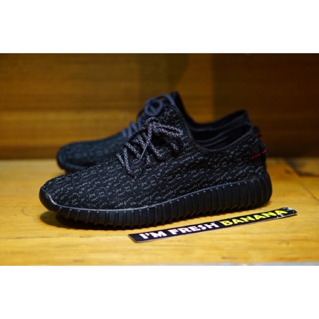 adidas yeezy hitam