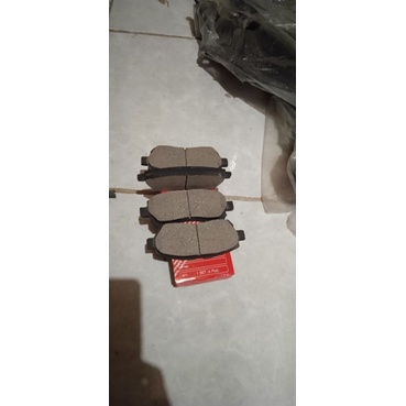 kampas rem depan suzuki apv