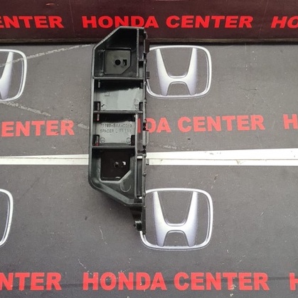 bracket bumper depan  jazz vtec idsi breket bumper depan  jazz vtec 2004 2005 2006 2007 71193-SAA 71198-SAA