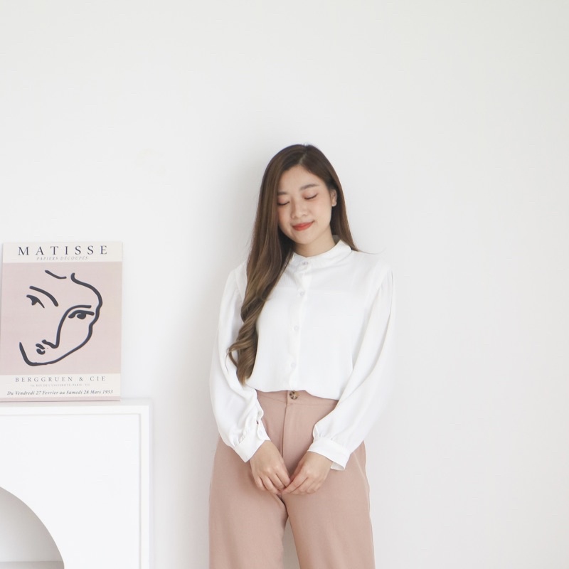 MSMO River Blouse Oneck Longsleeve / Blouse Wanita / Kemeja Kantor / Kemeja Crinkle / Kemeja Lengan Panjang-White