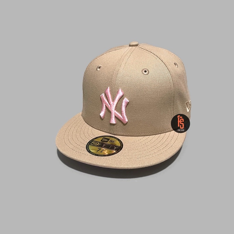 TOPI NEW ERA ORIGINAL 5950 WS 1999 NEW YORK YANKEES CAMEL UV PINK