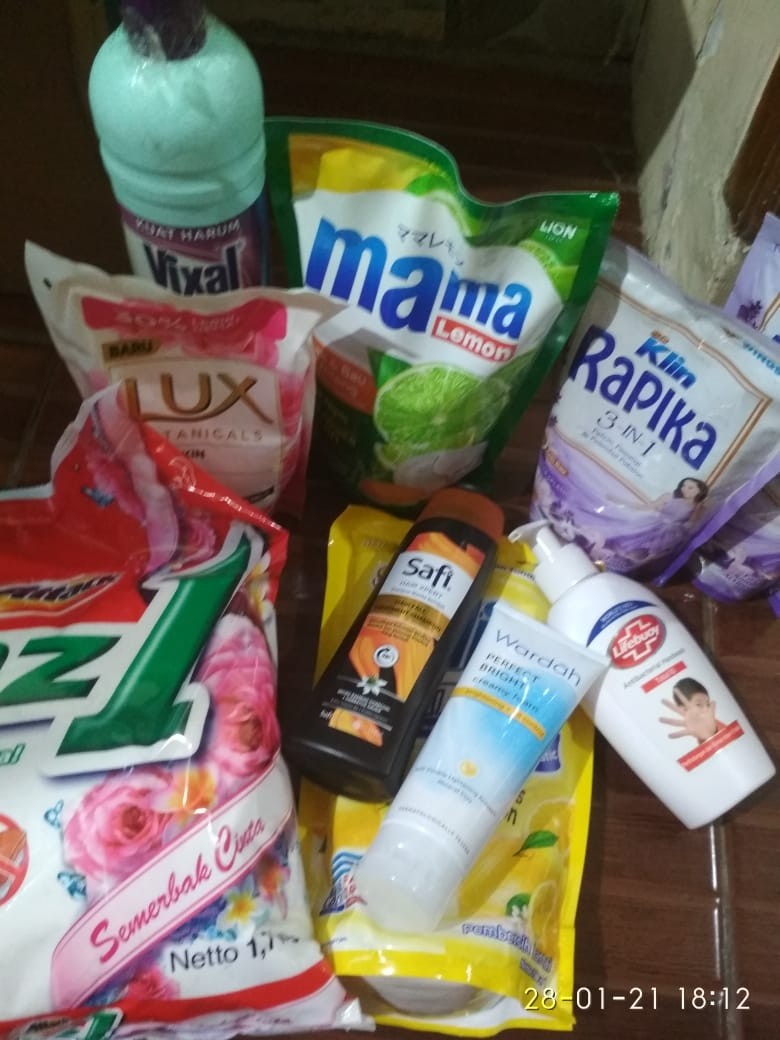 So Klin Rapika Pelicin Dan Pelembut Pakaian 400ml