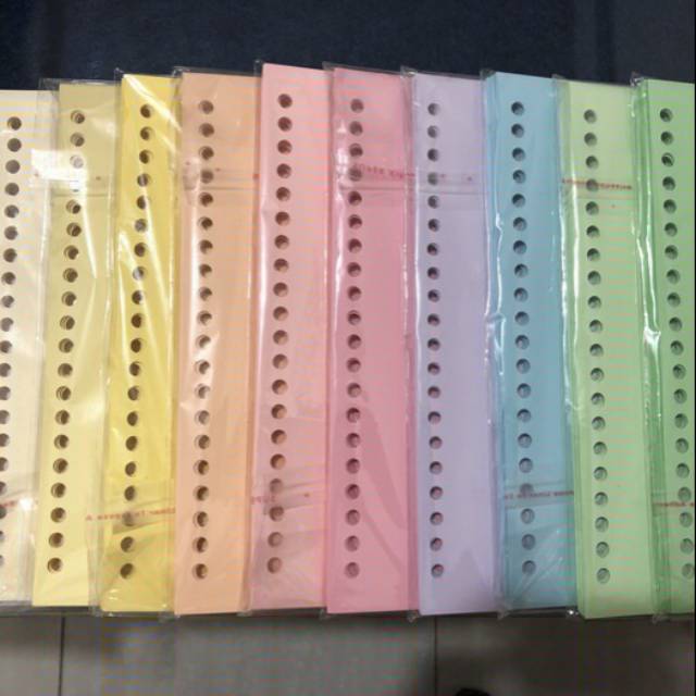 

KERTAS BINDER WARNA 20 DAN 26 RINGS