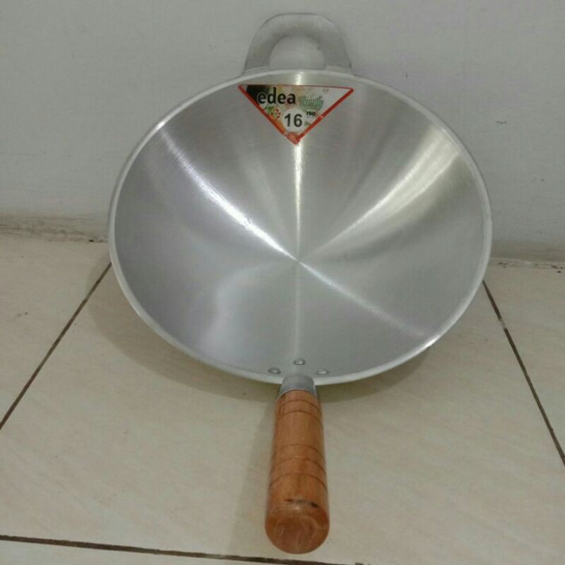 Wajan kuali nasi goreng no 16 33 cm/ gagang kayu