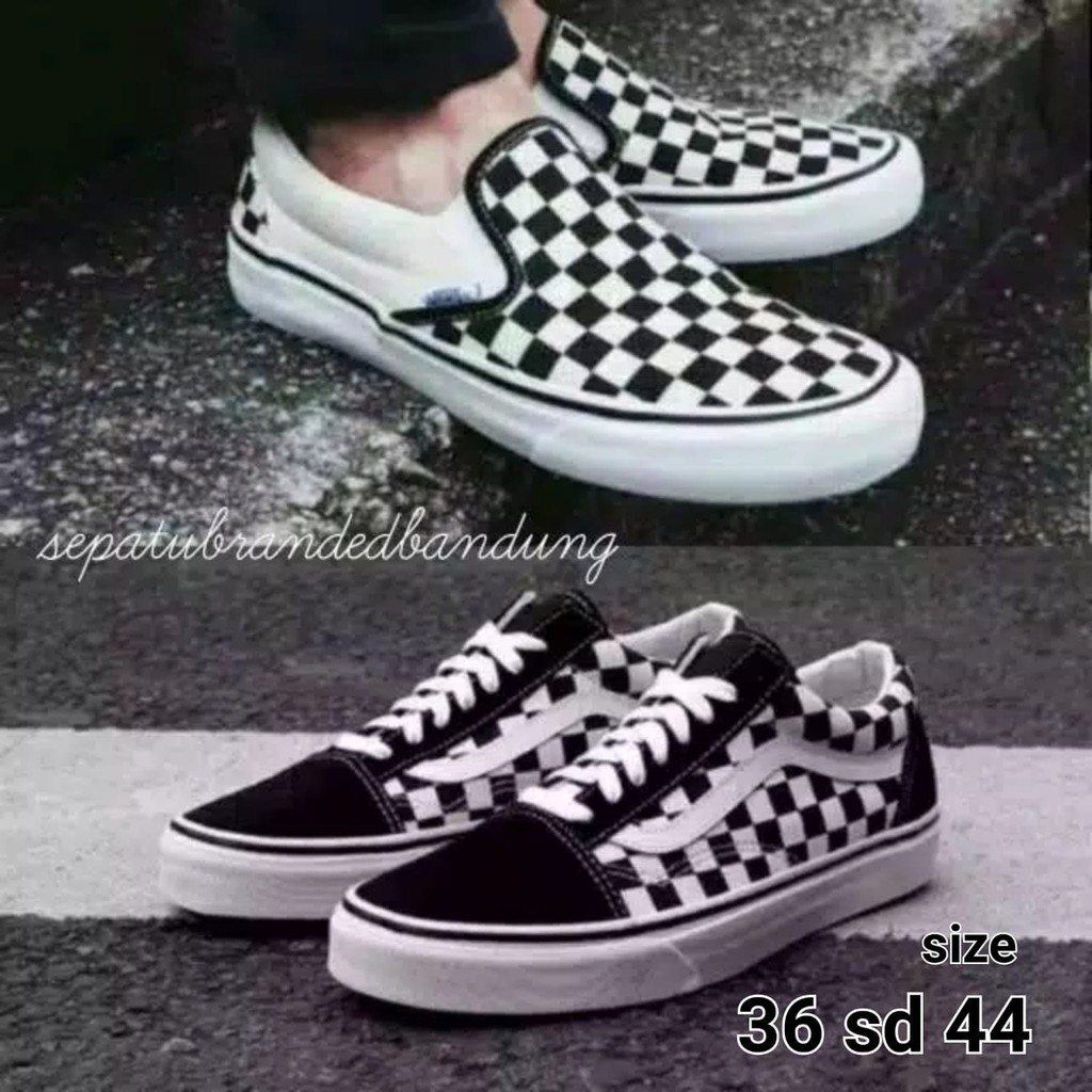 harga vans old skool checkerboard