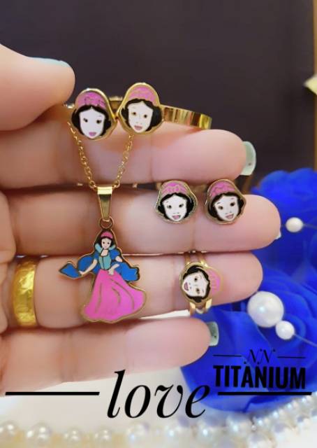 Titanium set perhiasan 3015k