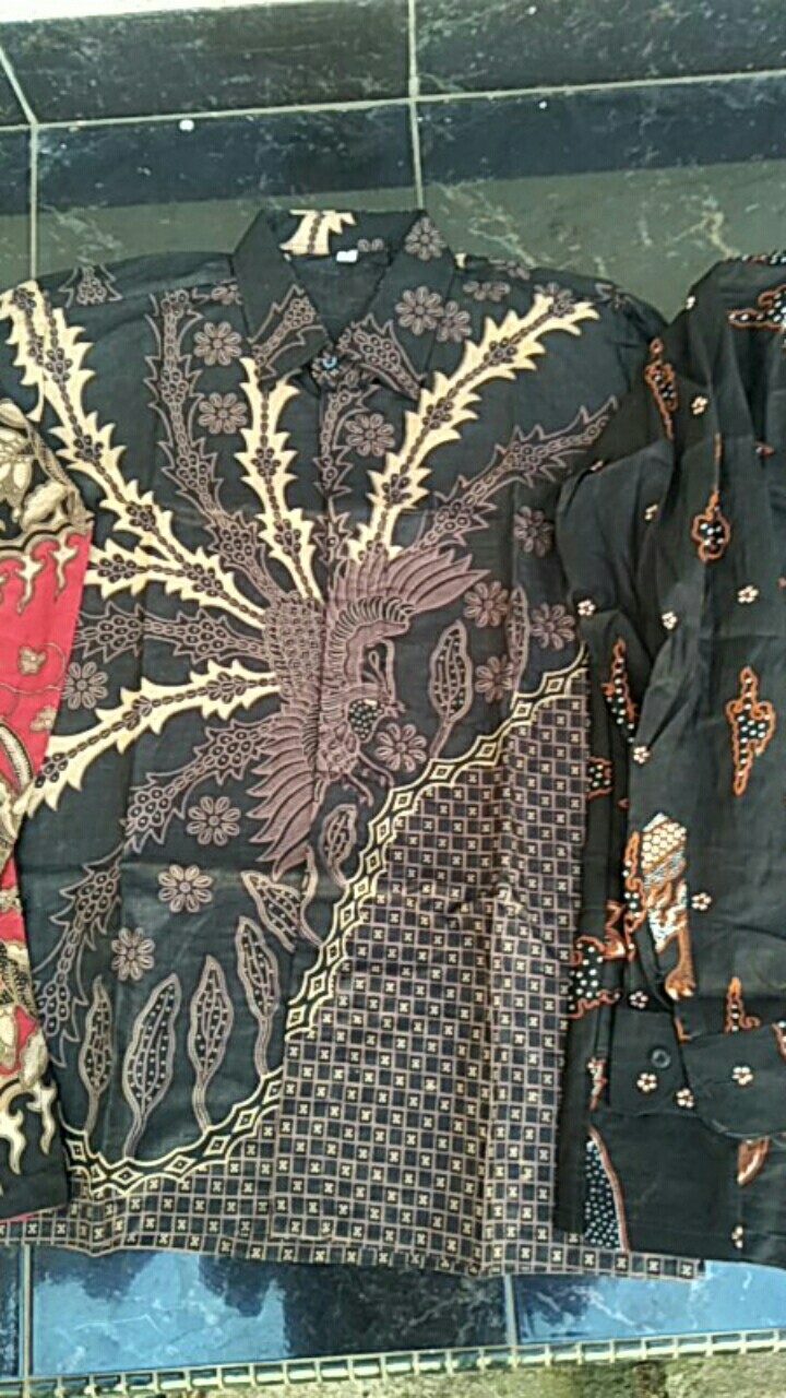 Kemeja Batik Pria Lengan Panjang Batik Azmil Hrb026 Motif Keratonan Kode 002 Size M L Xl Xxl Reguler