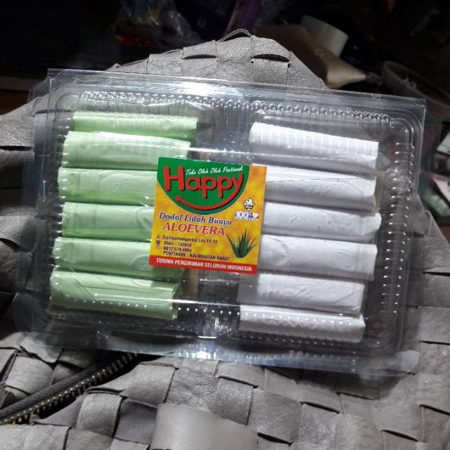 

Dodol lidah buaya rasa mix ori dan pandan khas pontianak