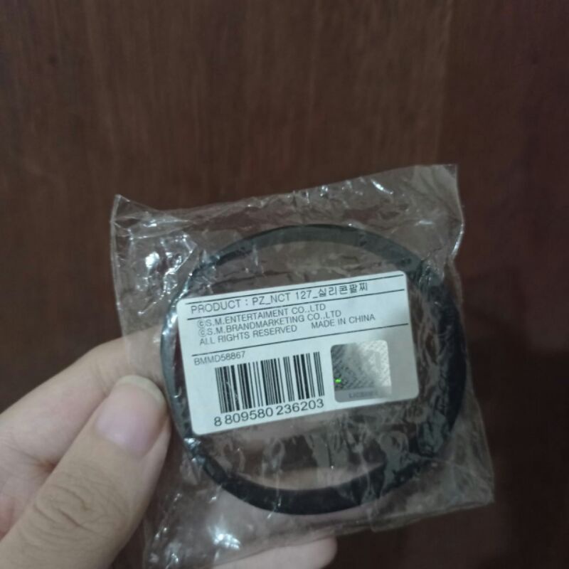 DOYOUNG NCT127 OFFICIAL GOODS/MERCH SILIKON BRACELET OFFICIAL SM ENT.