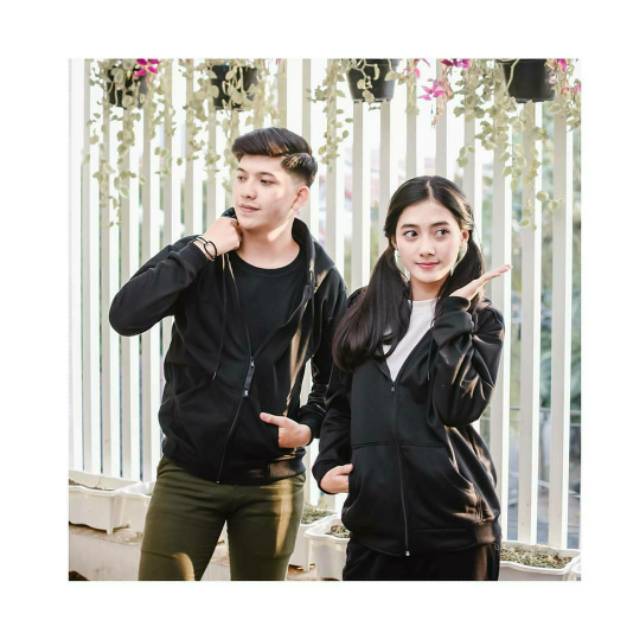 sweater hoodie zipper  polos bisa couple maupun satuan bisa grosir murah berkualitas