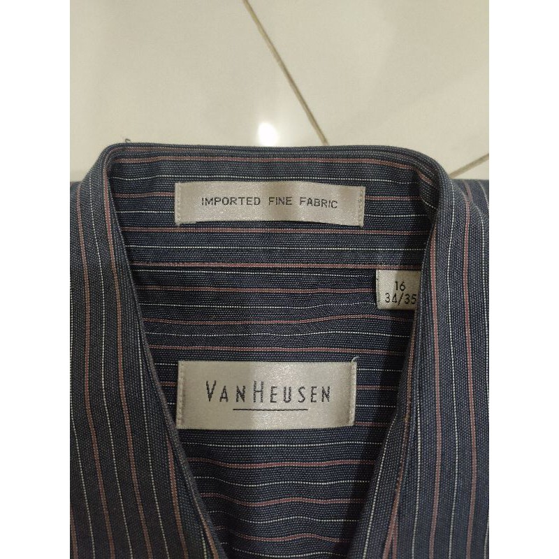 kemeja pria vanHeusen