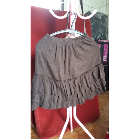Rok pendek coklat bahan rajut tebal preloved PL like new