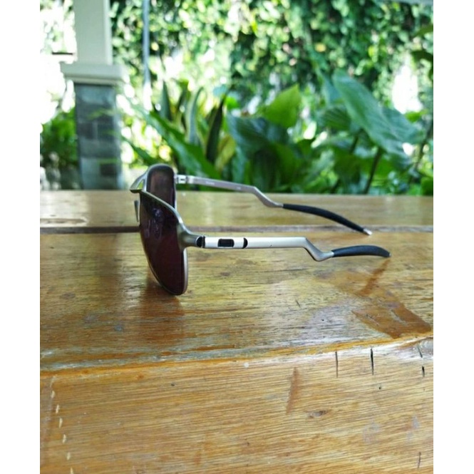 OAKLEY DUCATI POLARIZED