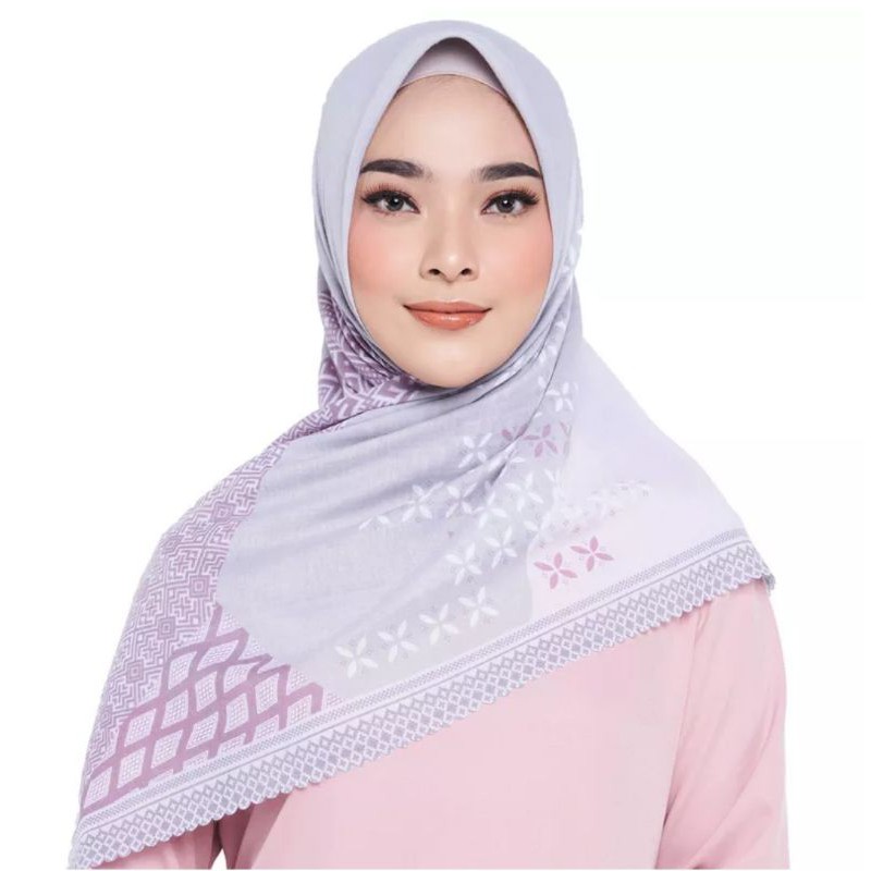 Sale - ZM Zaskia Mecca Toraja Mauve Hijab Segiempat