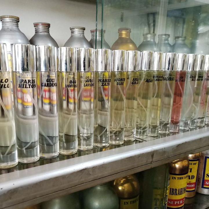 50ML 25K PARFUM REFILL bebas rekues pria & wanita .,