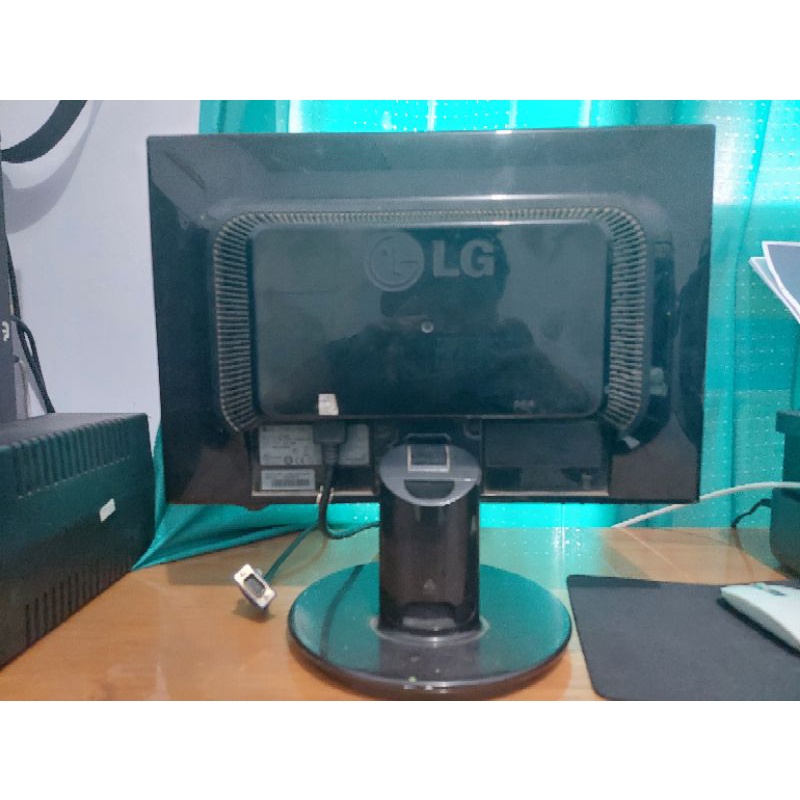 Jual Monitor LG FLATRON L177WSB BEKAS 17 INCH Shopee Indonesia