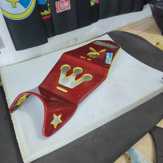 JOK MOTOR VIXION NEW KARBON MERAH VARIASI  MAHKOTA